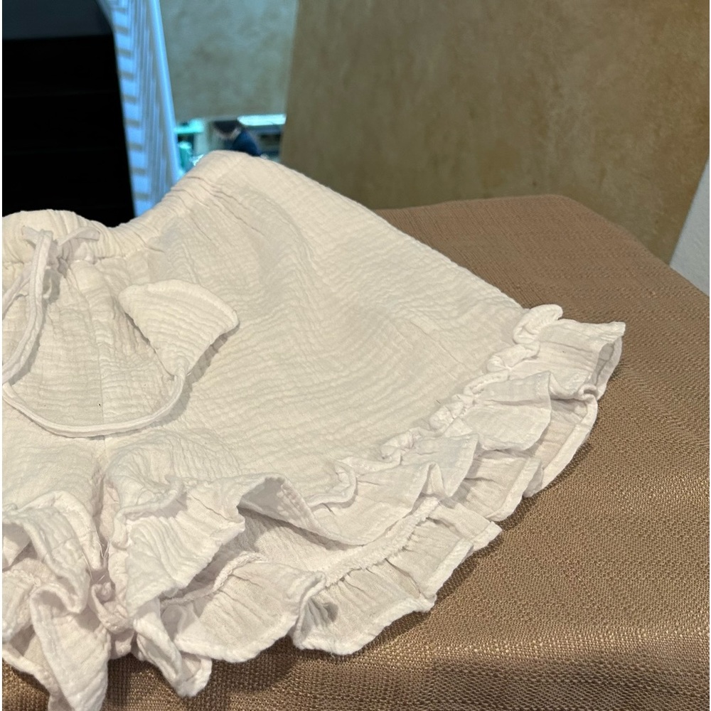 White cotton shorts with drawstring size medium